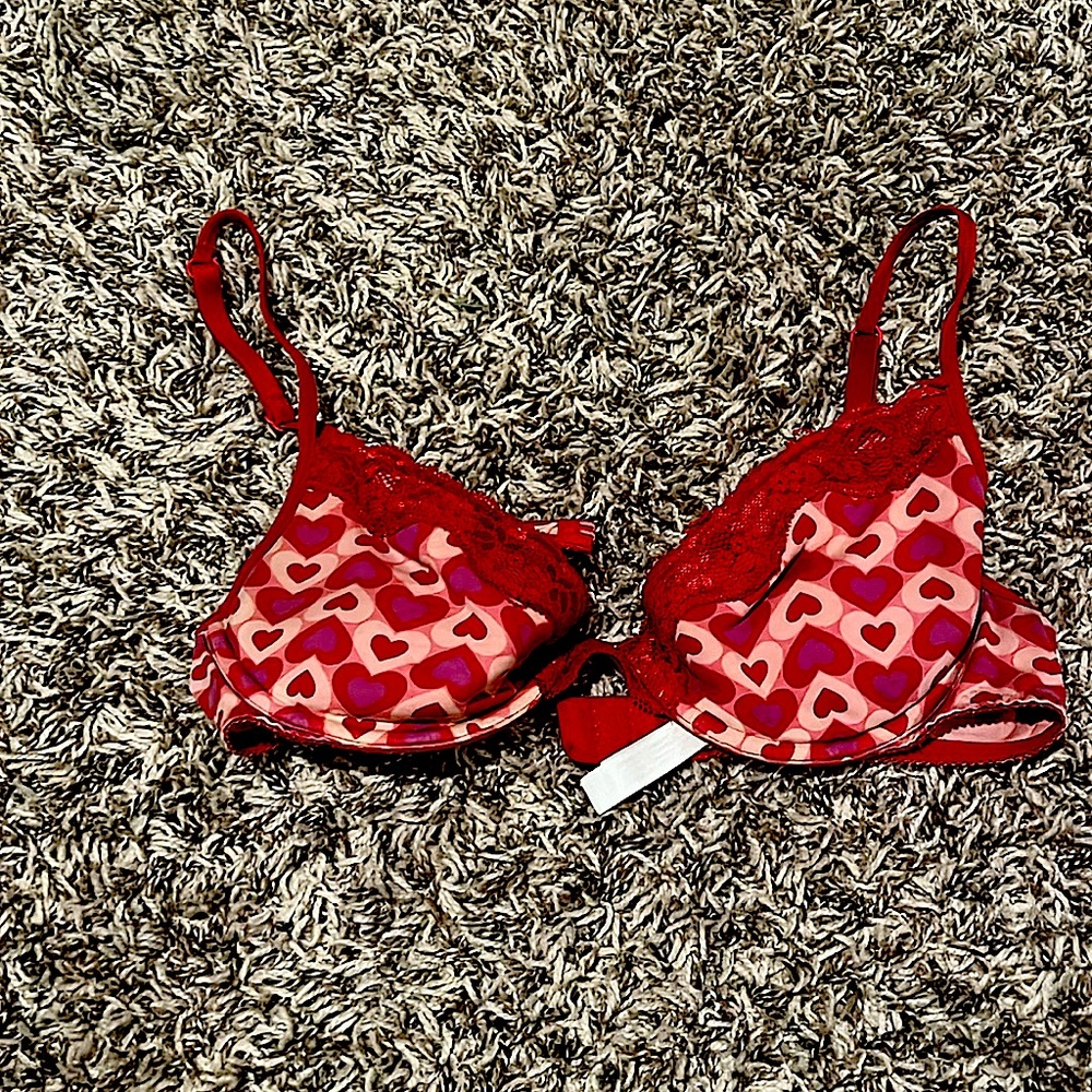 Xhilaration intimates 38b pink and red heart bra